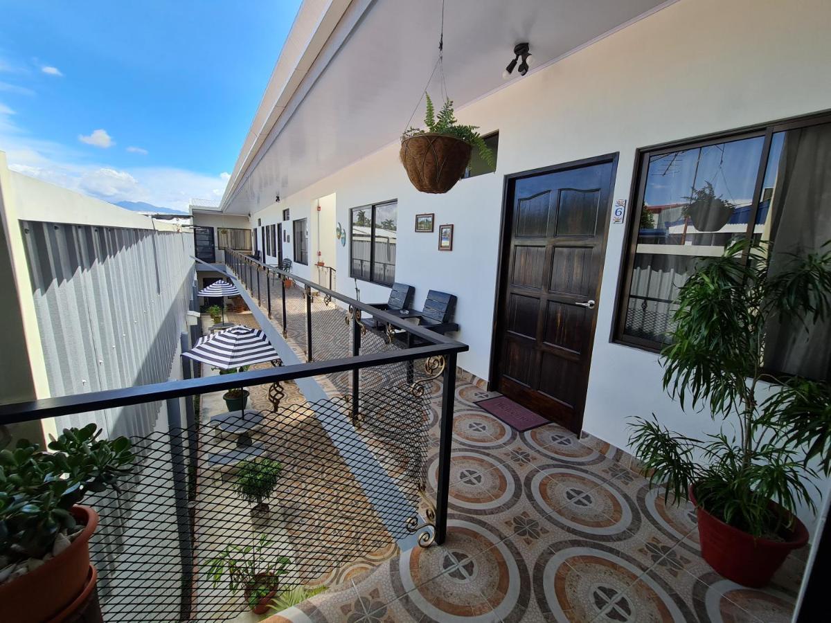 Apartamentos Ave Del Paraiso Alajuela Exterior foto