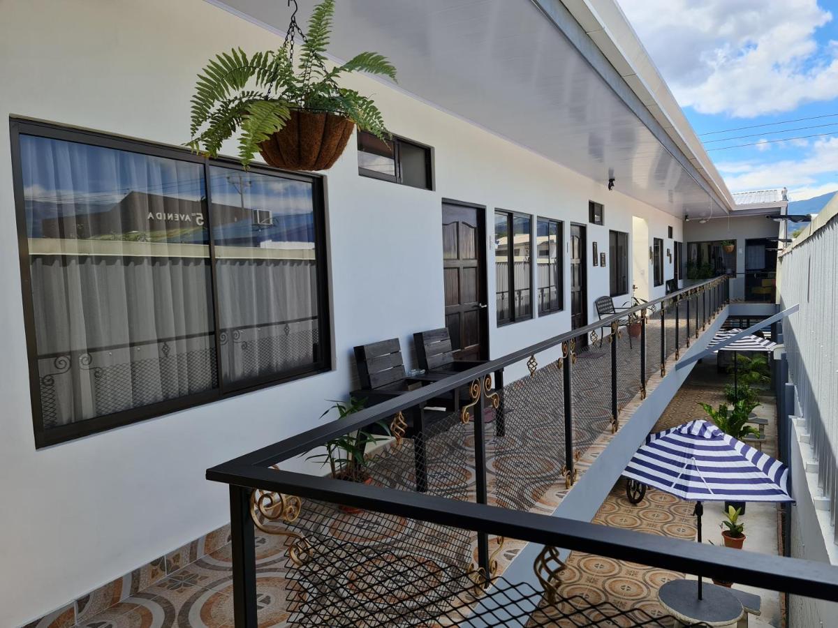 Apartamentos Ave Del Paraiso Alajuela Exterior foto